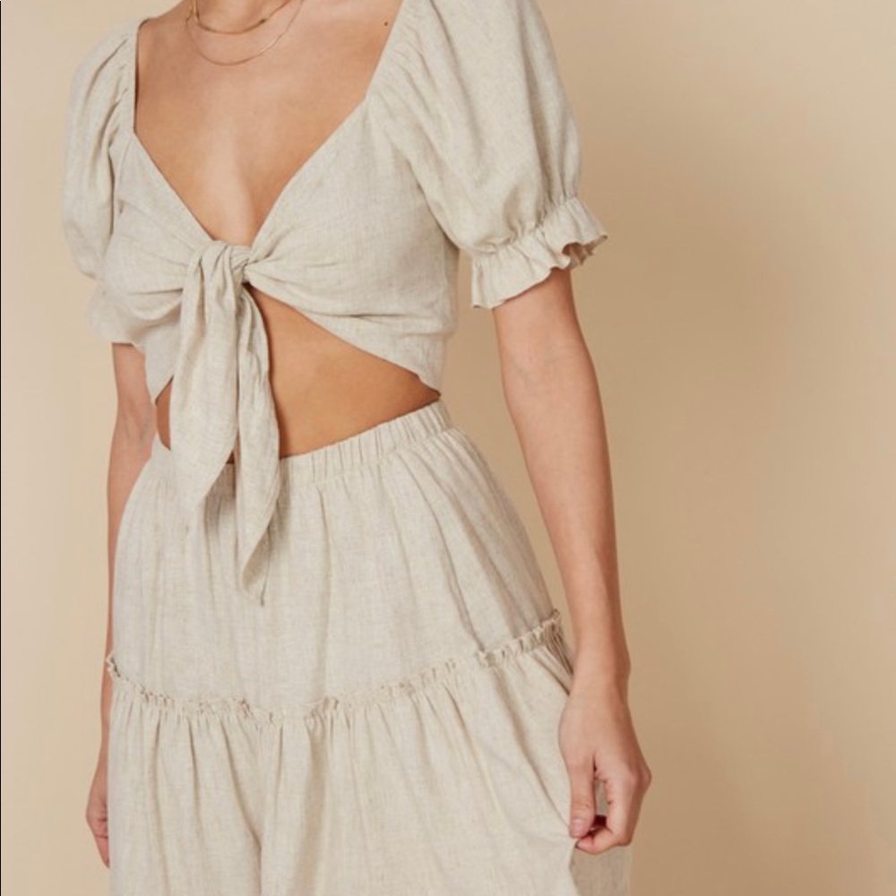 Front tie ruffled skirt oatmeal